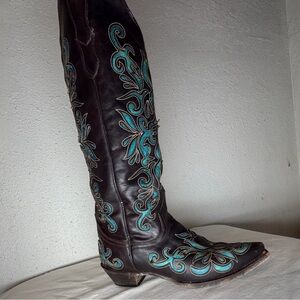 Stetson Women's Brown and Blue Boots